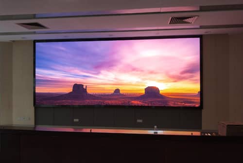 讯维LED全彩屏成功应用于云南某机构单位指挥室!